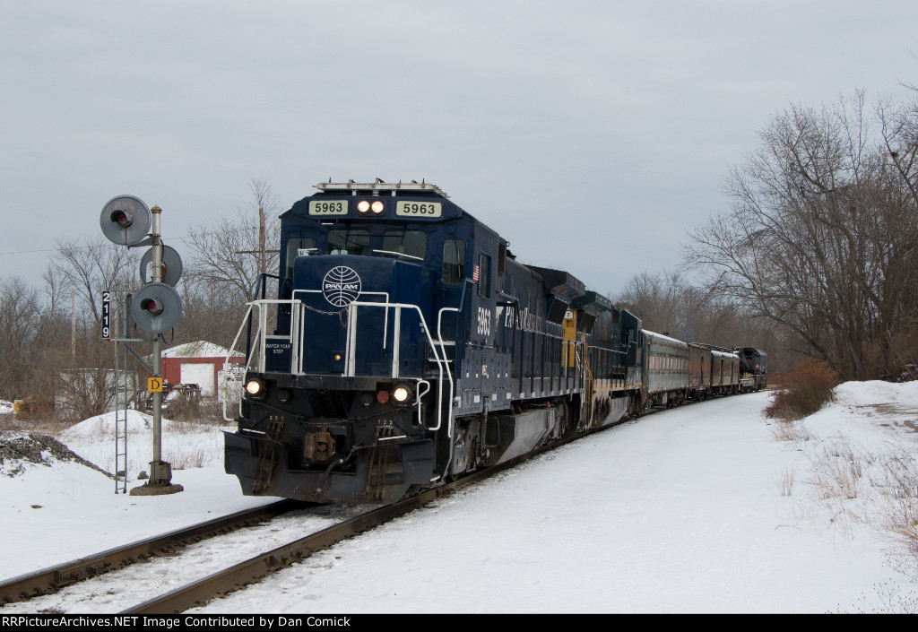 MEC&5963 Leads the Wreck Train in Biddeford